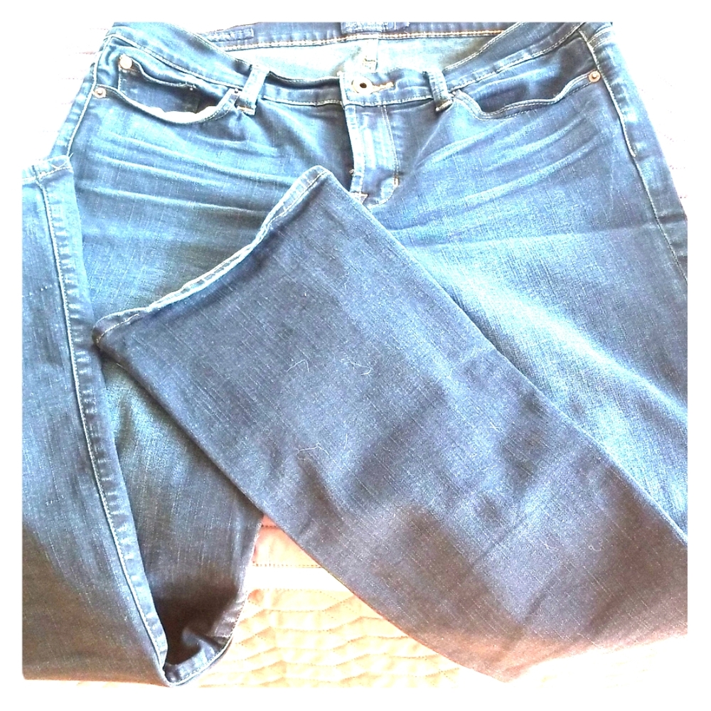 Lucky jeans